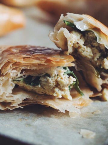 spinach feta phyllo triangles_hot for food