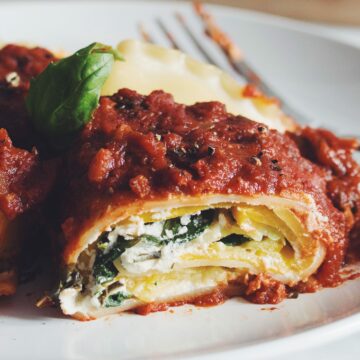 vegan lasagna roll ups with almond ricotta_hot for food