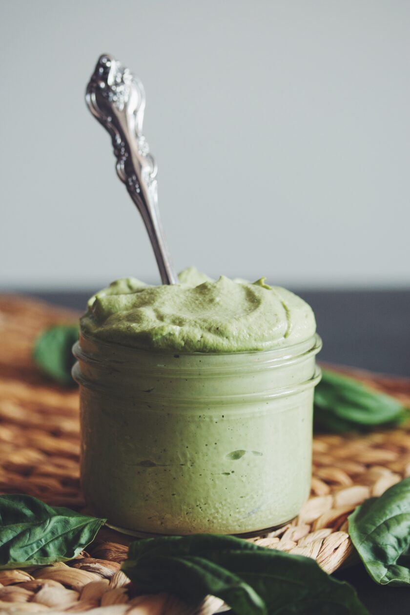 vegan recipe for cashew pesto 
