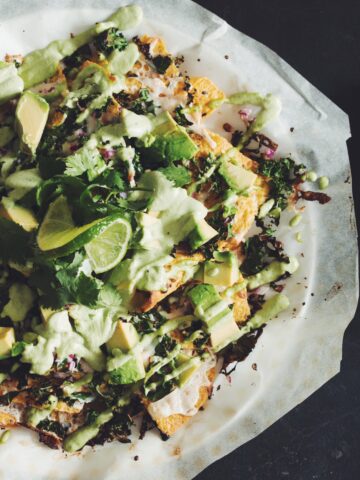 mean green nachos with cilantro sour cream_hot for food