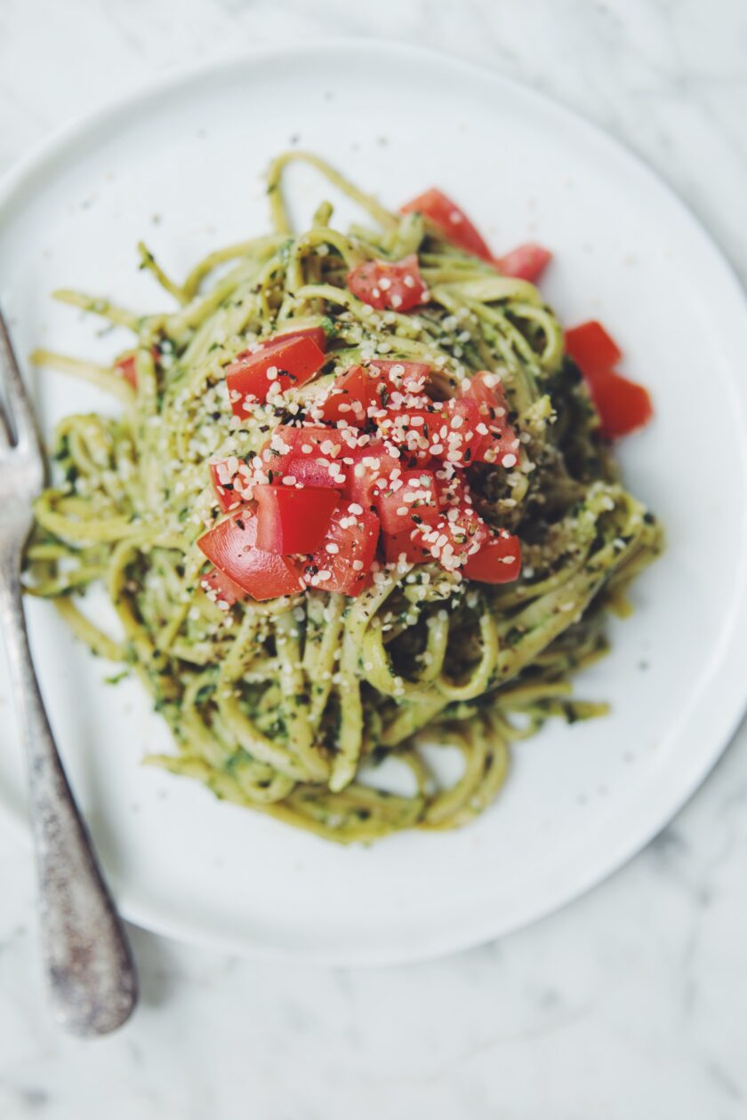 avocado pesto pasta vegan recipe