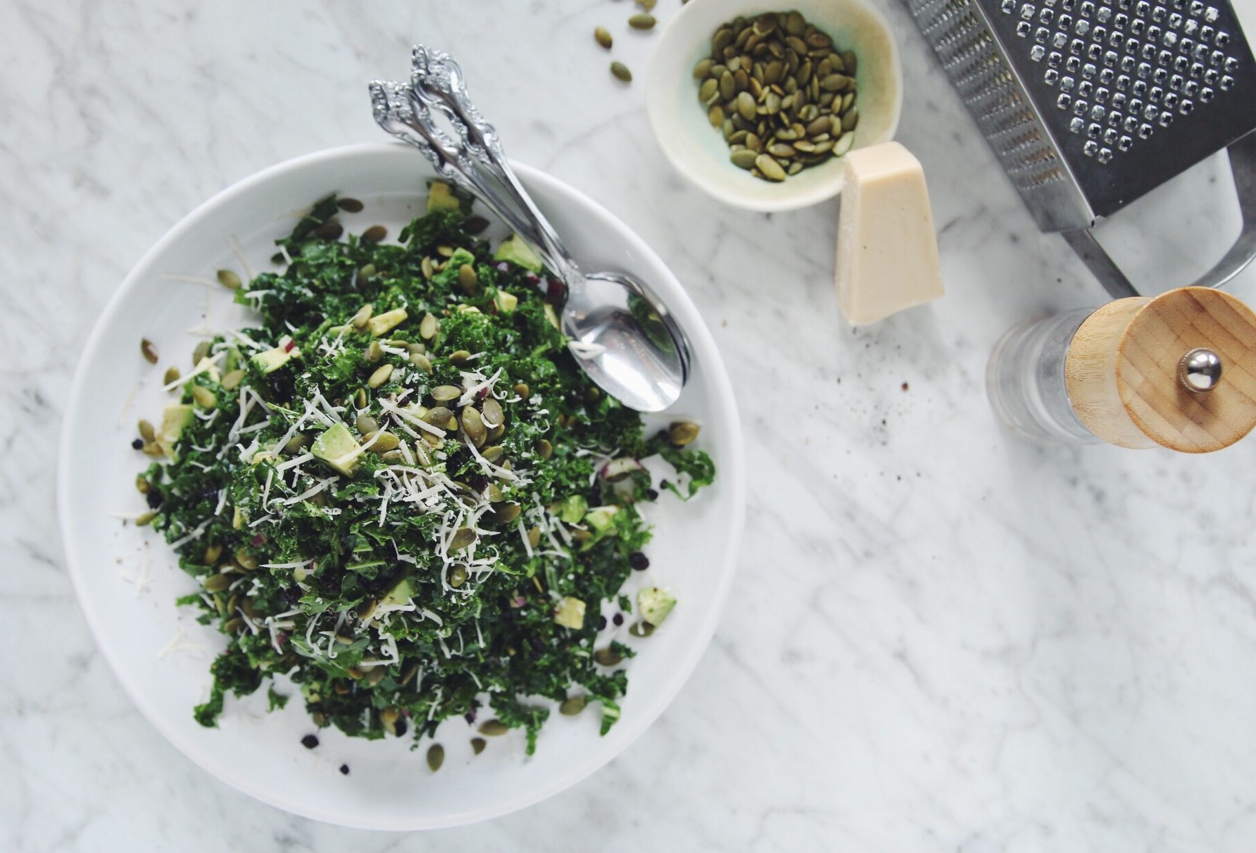 kale avocado salad_hot for food