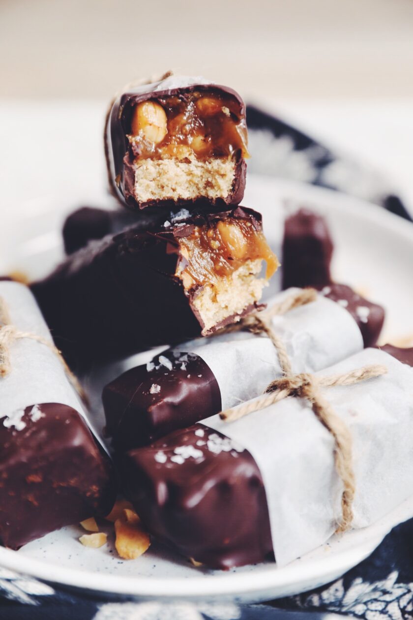 vegan caramel peanut chocolate bars recipe dessert