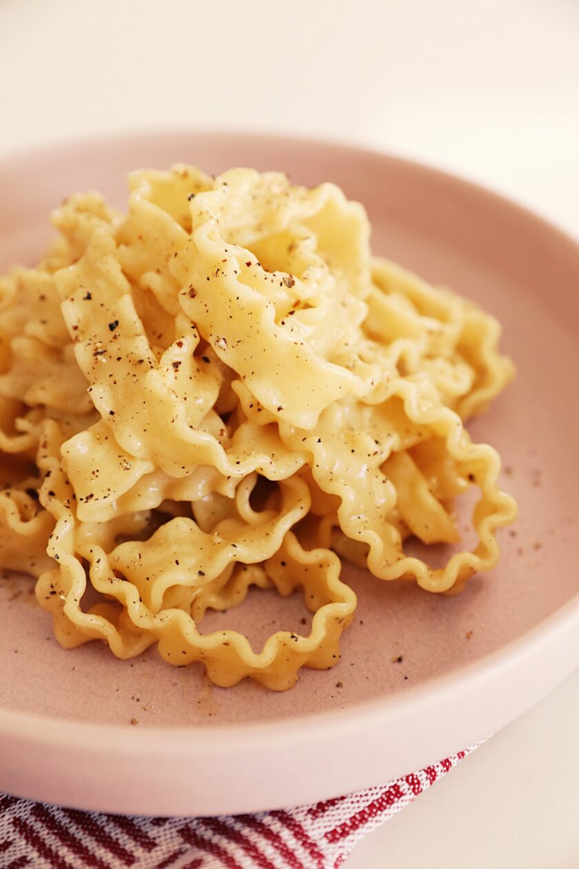 vegan cacio e pepe hot for food