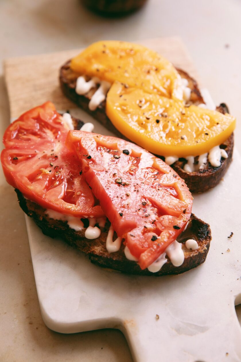 heirloom tomato sandwich