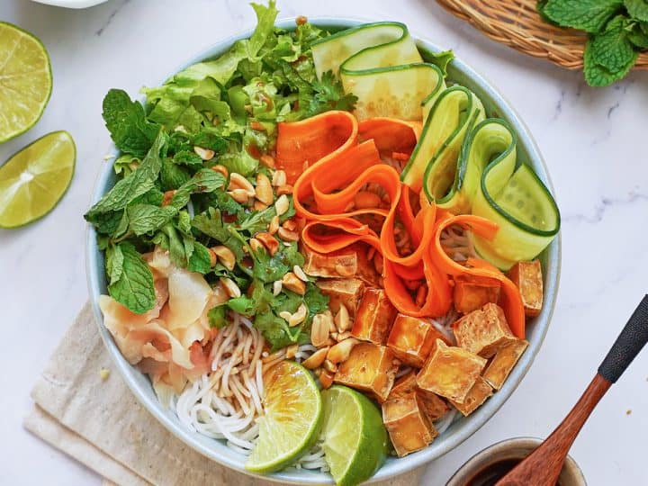 overhead of vietnamese-style noodle bowl